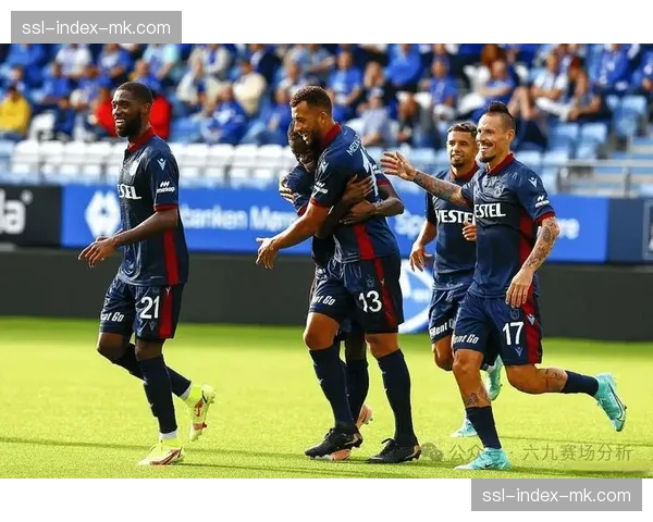 欧联杯出局，西汉姆联可将全部精力转向国内联赛争取欧战席位。